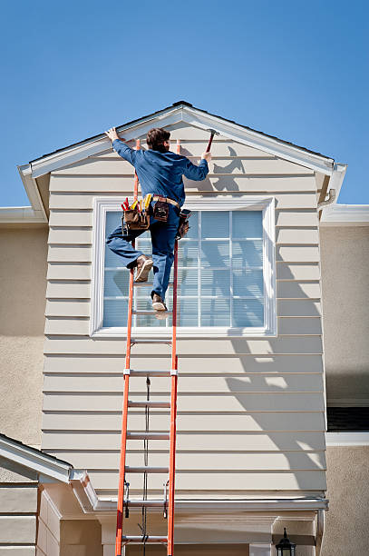 Best Brick Veneer Siding  in Bloomington, CA